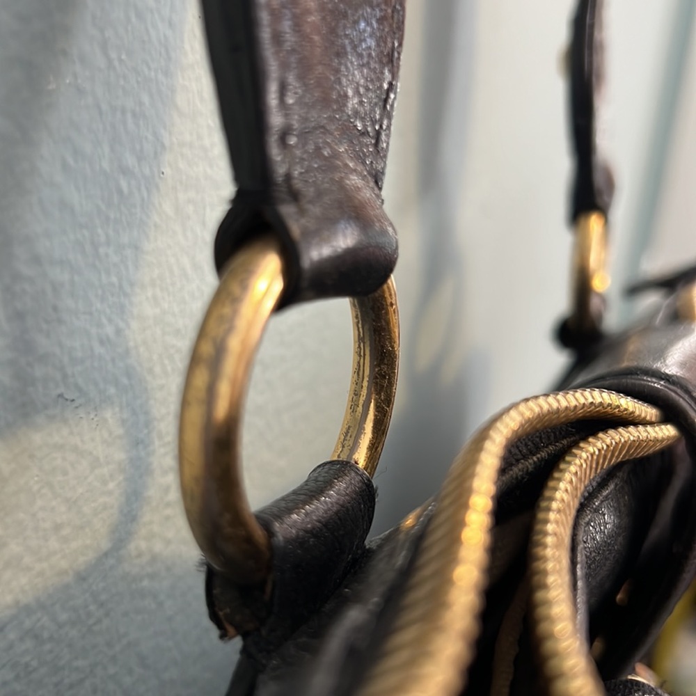 Michael Kors vintage black leather shoulder bag with “m” logo print. Well worn. - Picture 9 of 11